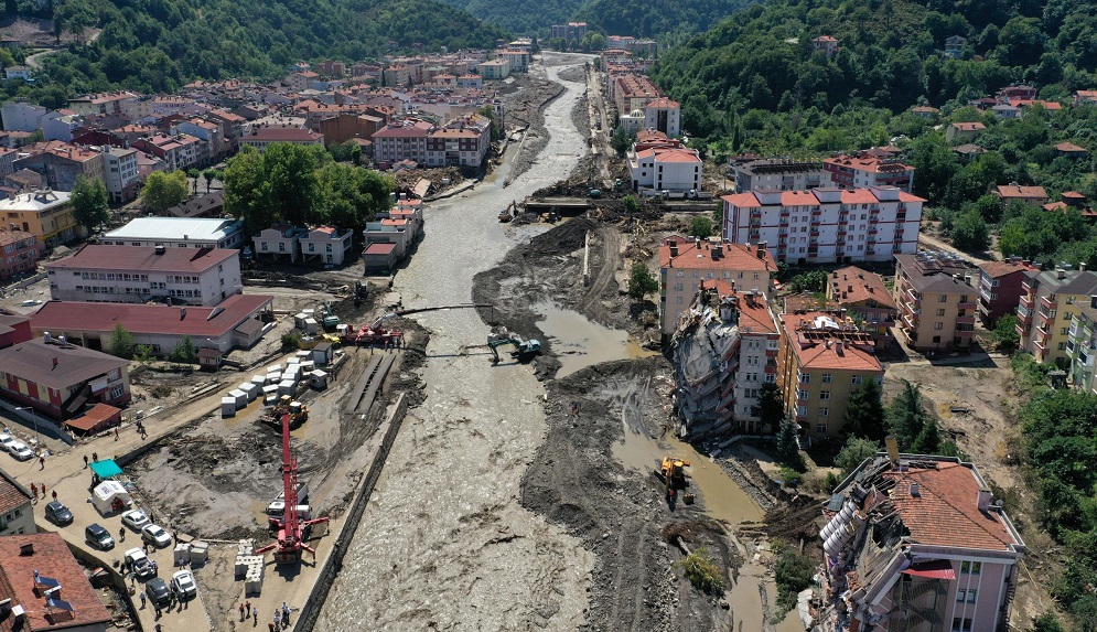 Permbytje ne zonat e prekura nga termeti ne Turqi, raportohet per viktima